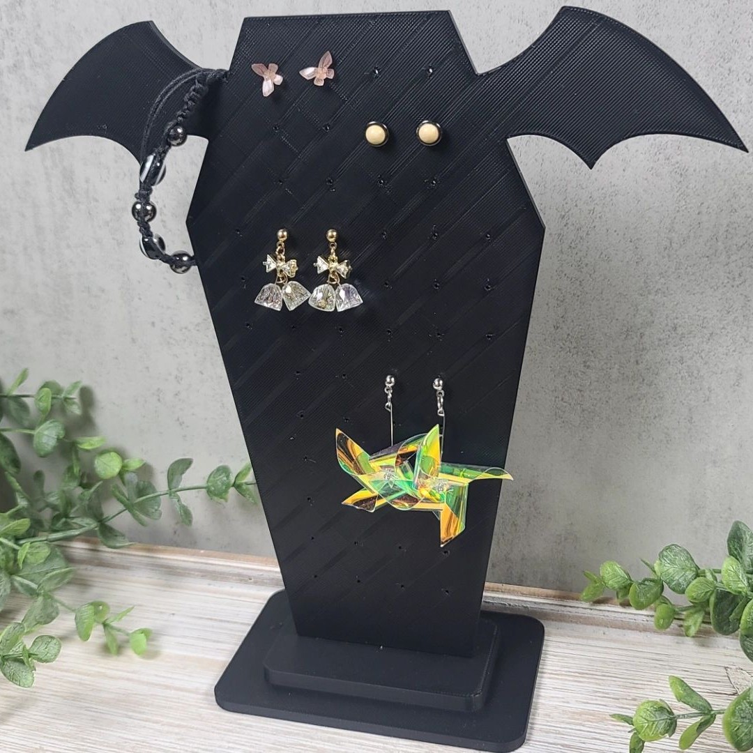 ゴシック風コウモリ型イヤリングディスプレイスタンド 3Dプリ - 3D Printing Earrings のレビューと価格