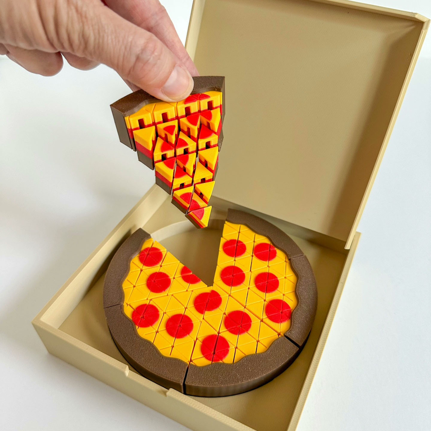 3Dプリントされたミニピザ彫刻フィギュア、ポーズを変えられる - 3D Printing Food のレビューと価格